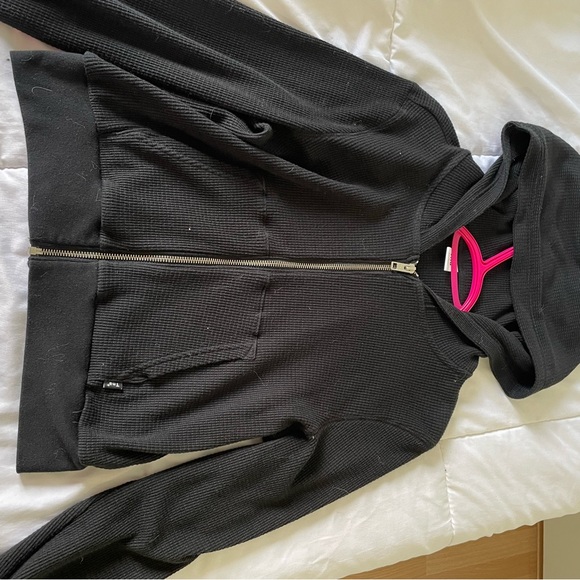 All clothes are from garage and some aritiza! for cheap prices. - Picture 16 of 16